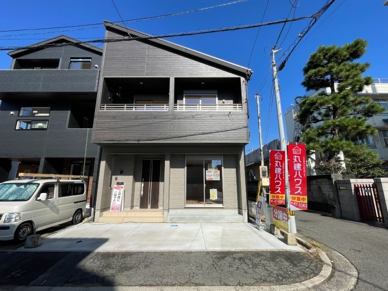 広島市南区旭町１丁目。利便施設の充実した新築一戸建て。価格が下がりました。