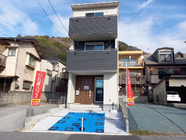 日宇那町　新築